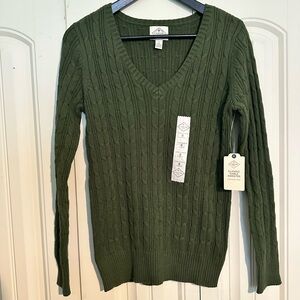 NWT Green Cable Knit Sweater